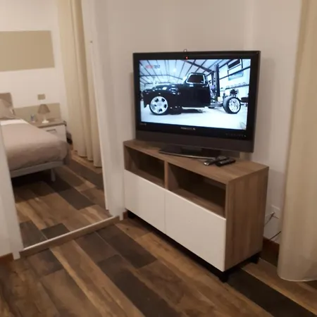 Residenza Miola Lägenhetshotell Saronno